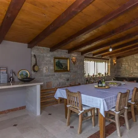 Villa Luxury Harmony With Private Heated Pool In Istria - Pula - Rakalj