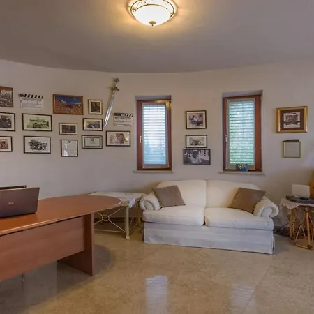 Luxury Harmony With Private Heated Pool In Istria - Pula - Rakalj Villa *